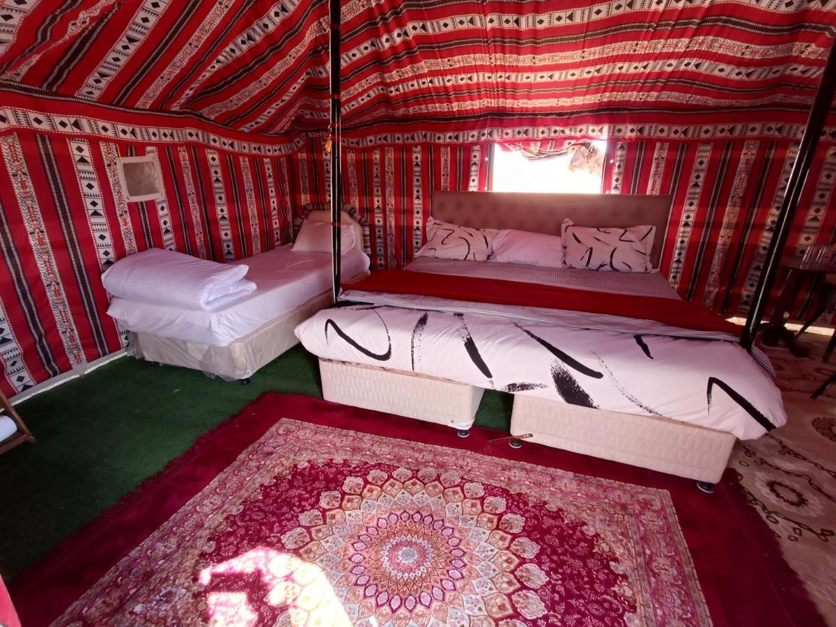 Tenda de luxo Hamood Desert Private Camp *