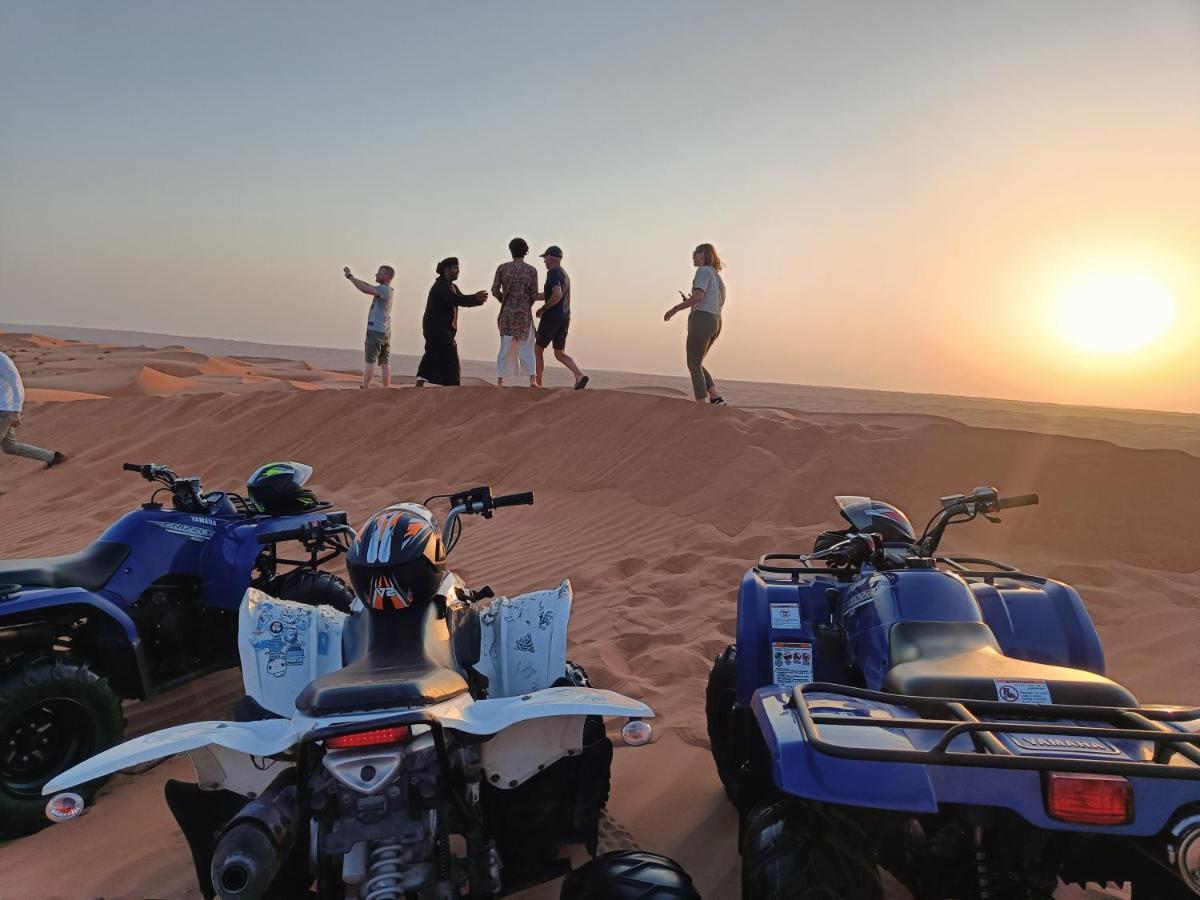 Tenda de luxo Hamood Desert Private Camp
